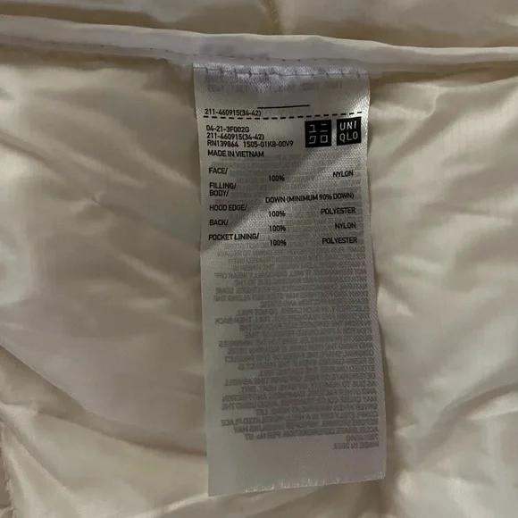 Women's Uniqlo Cream Down Jacket - Picture 6 of 7